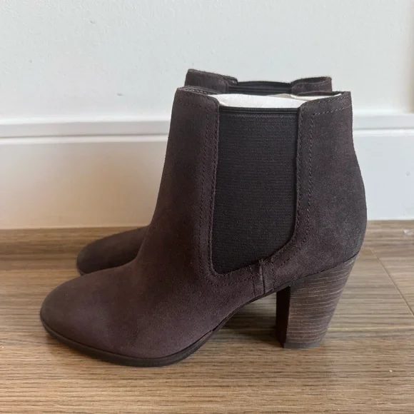 NWOB Cole Haan Hayes Gore Suede Bootie - Dark Brown - Size 7.5 - Picture 4 of 11